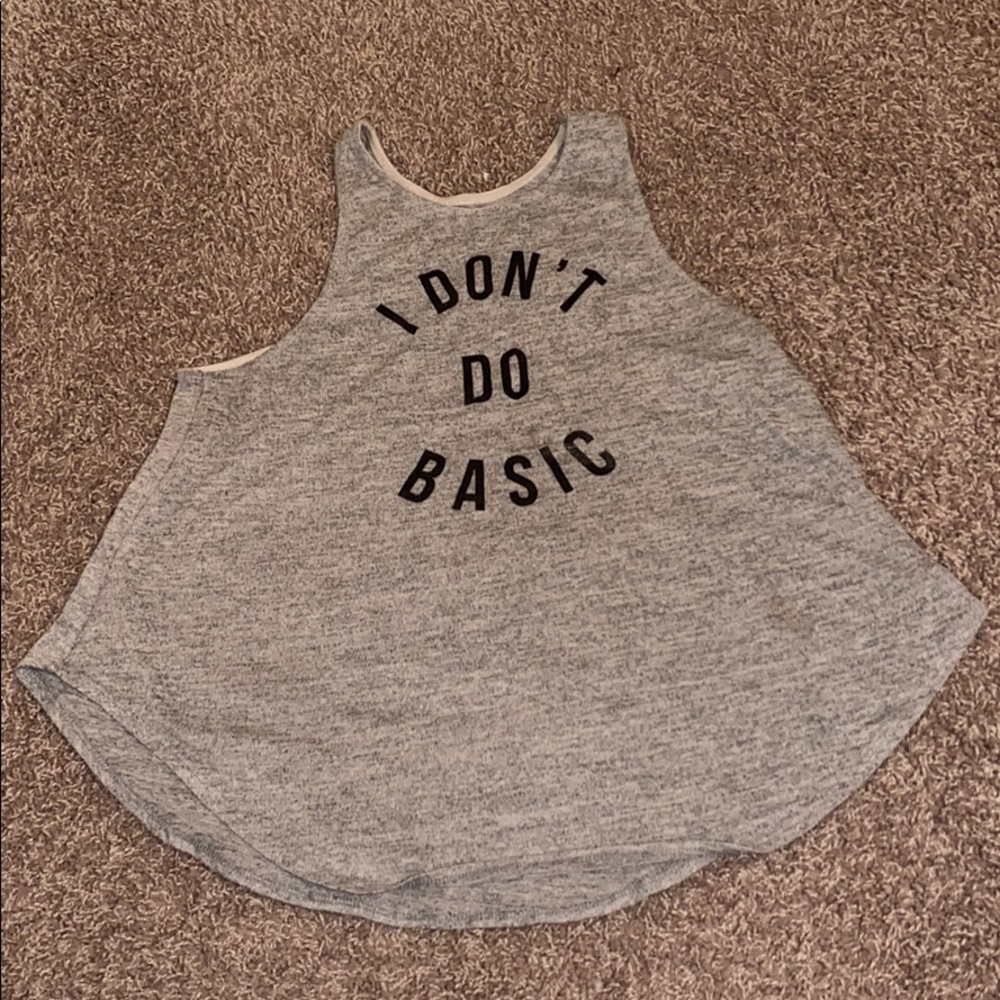 A no sleeve tee